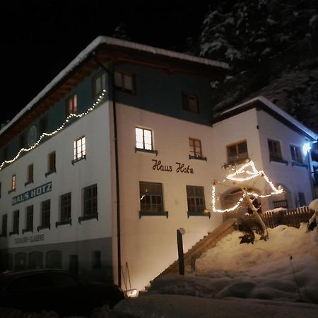 Haus Hotz Apart Talblick Гринс Экстерьер фото
