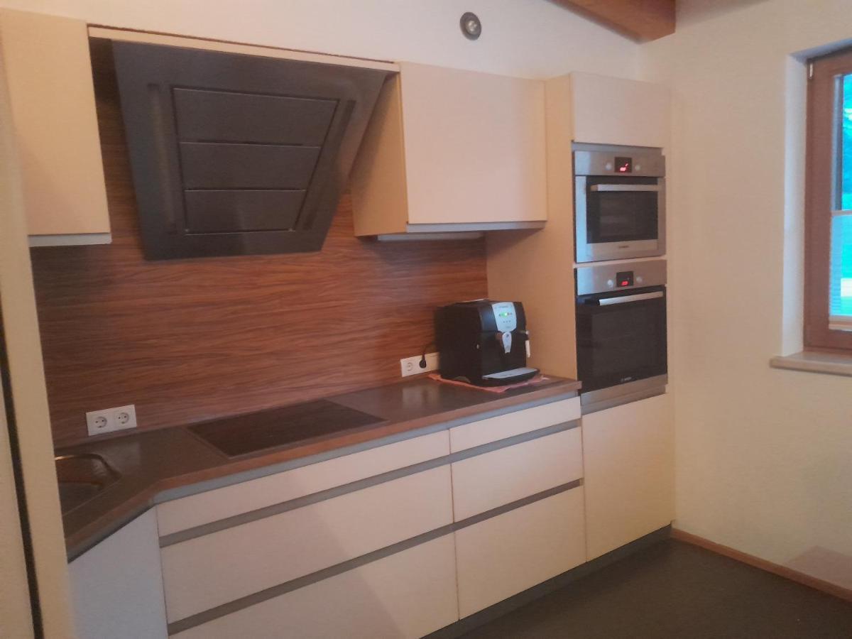 Haus Hotz Apart Talblick Гринс Экстерьер фото