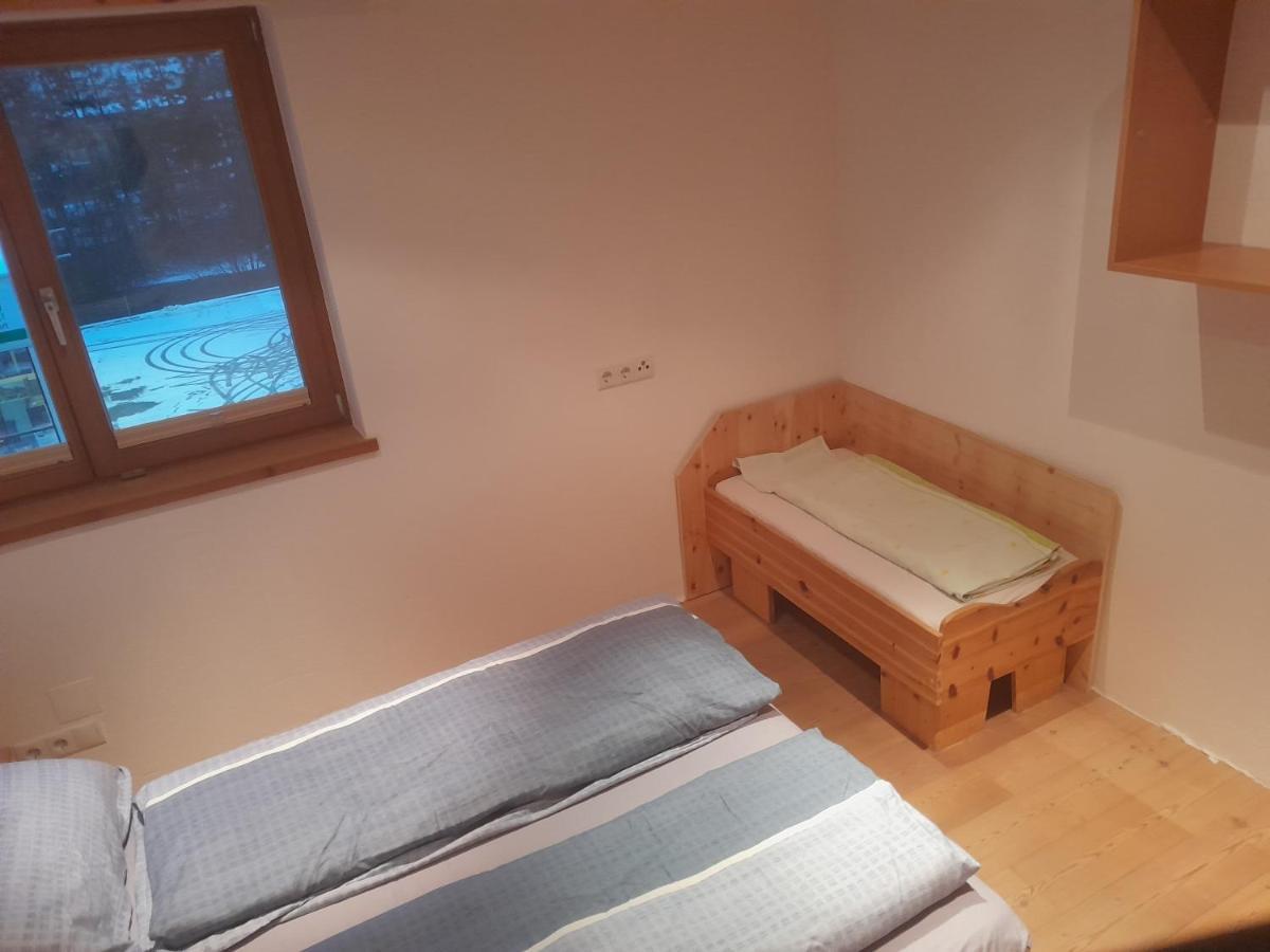Haus Hotz Apart Talblick Гринс Экстерьер фото